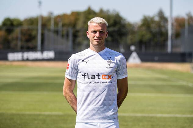 Jordan Louis Beyer (BMG) Borussia Mönchengladbach Porträttermin 2020 2021 Porträt, Vorstellung, Präsentation, Pressetermin, Fußball, GER 07.08.2020, Fussball, Vorstellung, Präsentation, Pressetermin, Fußball, GER; 1. Bundesliga, Saison 2020 21, Moenchengladbach Foto: Moritz Müller Only for Editorial use