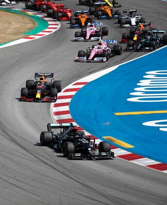Motorsports: FIA Formula One World Championship, WM, Weltmeisterschaft 2020, Grand Prix of Spain Motorsports: FIA Formula One World Championship 2020, Grand Prix of Spain, Start, 44 Lewis Hamilton (GBR, Mercedes-AMG Petronas Formula One Team), 33 Max Verstappen (NLD, Aston Martin Red Bull Racing), 18 Lance Stroll (CAN, BWT Racing Point F1 Team), 77 Valtteri Bottas (FIN, Mercedes-AMG Petronas Formula One Team), 23 Alexander Albon (THA, Aston Martin Red Bull Racing), 11 Sergio Perez (MEX, BWT Racing Point F1 Team),