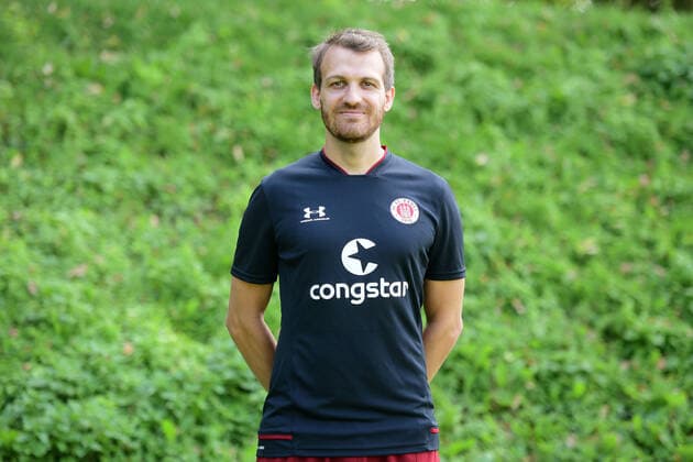 Jannik Biden (Spielanalyse, St. Pauli) 17.08.20, Hamburg, Media Day, FC St.Pauli, Fussball, GER, Saison 2020 2021, 2. Bundesliga, Mannschaftsfototermin, Porträt Termin Witters Pool via Thorsten Baering EDITORIAL USE ONLY
