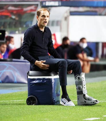 RB Leipzig - Paris SG 18.08.2020 Lissabon, 18.08.2020, Estadio da Luz, Fussball, UEFA Champions League , Finalturnier 2020, Halbfinale , RB Leipzig vs. Paris Saint-Germain 0:3 (0:2) , Im Bild; Trainer Thomas Tuchel, Paris Saint German. , UEFA regulations prohibit any use of photographs as image sequences and or quasi-video , Nur für journalistische Zwecke! Only for editorial use! Foto: PICTURE POINT S. Sonntag Poolfoto , Lissabon Lissabon Portugal