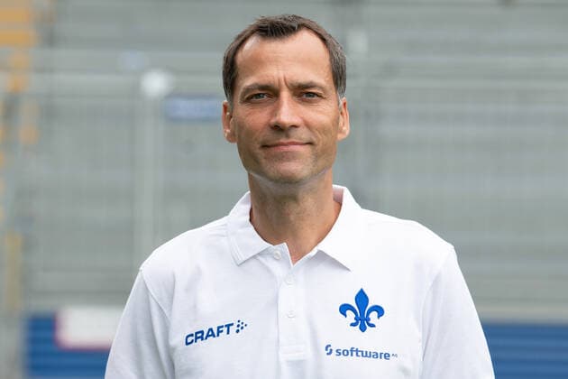 27.08.2020, xfux, Fussball 2.Bundesliga, SV Darmstadt 98, 2.BL, Porträttermin 2020 2021, Fototermin, emonline, emspor, deloka, v.l. Co Trainer Kai Peter Schmitz; SV Darmstadt 98; 2.BL; Porträttermin 2020 2021 Darmstadt