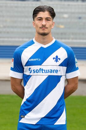 27.08.2020, xfux, Fussball 2.Bundesliga, SV Darmstadt 98, 2.BL, Porträttermin 2020 2021, Fototermin, emonline, emspor, deloka, v.l. Ensar Arslan; SV Darmstadt 98; 2.BL; Porträttermin 2020 2021 Darmstadt
