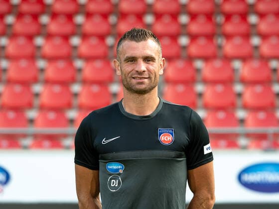 Jarosch, 1. FC Heidenheim 1846, 2. Bundesliga, Portraettermin, Saison 2020 2021, 17.09.2020, DFB DFL regulations prohibit any use of photographs as image sequences and or quasi-video., 1. FC Heidenheim 1846, 2. Bundesliga, Portraettermin, Freisteller, Shooting, Saison 2020 2021, 17.09.2020 Heidenheim Copyright: xEibner-Pressefoto SaschaxWaltherx EP_swa