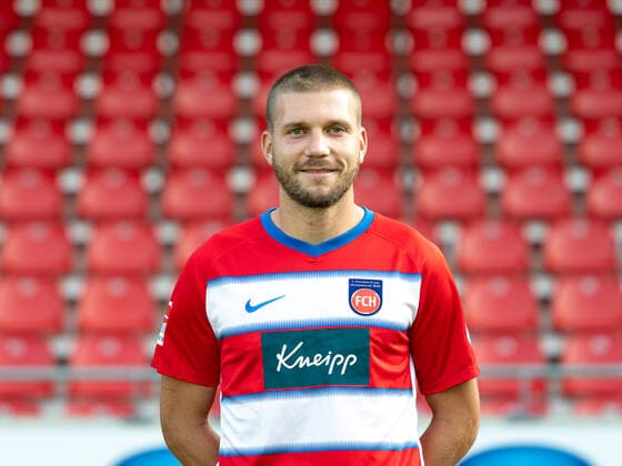 Robert Leipertz (FC Heidenheim, 13), 1. FC Heidenheim 1846, 2. Bundesliga, Portraettermin, Saison 2020 2021, 17.09.2020, DFB DFL regulations prohibit any use of photographs as image sequences and or quasi-video., 1. FC Heidenheim 1846, 2. Bundesliga, Portraettermin, Freisteller, Shooting, Saison 2020 2021, 17.09.2020 Heidenheim Copyright: xEibner-Pressefoto SaschaxWaltherx EP_swa
