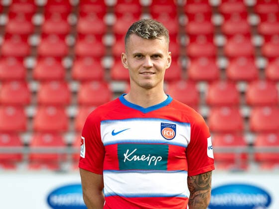 Florian Pick (FC Heidenheim, 17), 1. FC Heidenheim 1846, 2. Bundesliga, Portraettermin, Saison 2020 2021, 17.09.2020, DFB DFL regulations prohibit any use of photographs as image sequences and or quasi-video., 1. FC Heidenheim 1846, 2. Bundesliga, Portraettermin, Freisteller, Shooting, Saison 2020 2021, 17.09.2020 Heidenheim Copyright: xEibner-Pressefoto SaschaxWaltherx EP_swa