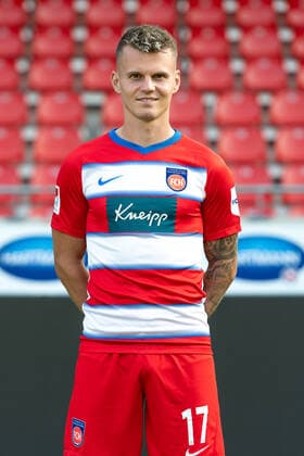 Florian Pick (FC Heidenheim, 17), 1. FC Heidenheim 1846, 2. Bundesliga, Portraettermin, Saison 2020 2021, 17.09.2020, DFB DFL regulations prohibit any use of photographs as image sequences and or quasi-video., 1. FC Heidenheim 1846, 2. Bundesliga, Portraettermin, Freisteller, Shooting, Saison 2020 2021, 17.09.2020 Heidenheim Copyright: xEibner-Pressefoto SaschaxWaltherx EP_swa
