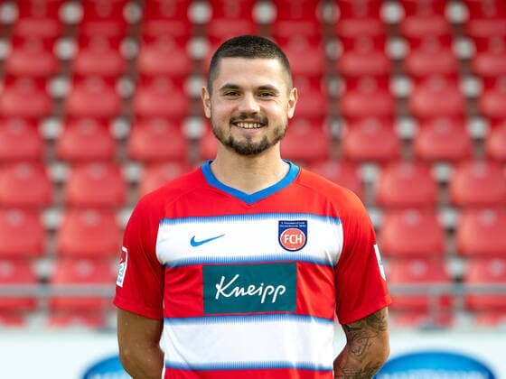 Marnon Busch (FC Heidenheim, 02), 1. FC Heidenheim 1846, 2. Bundesliga, Portraettermin, Saison 2020 2021, 17.09.2020, DFB DFL regulations prohibit any use of photographs as image sequences and or quasi-video., 1. FC Heidenheim 1846, 2. Bundesliga, Portraettermin, Freisteller, Shooting, Saison 2020 2021, 17.09.2020 Heidenheim Copyright: xEibner-Pressefoto SaschaxWaltherx EP_swa