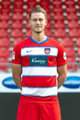 Oliver Steurer (FC Heidenheim, 04), 1. FC Heidenheim 1846, 2. Bundesliga, Portraettermin, Saison 2020 2021, 17.09.2020, DFB DFL regulations prohibit any use of photographs as image sequences and or quasi-video., 1. FC Heidenheim 1846, 2. Bundesliga, Portraettermin, Freisteller, Shooting, Saison 2020 2021, 17.09.2020 Heidenheim Copyright: xEibner-Pressefoto SaschaxWaltherx EP_swa
