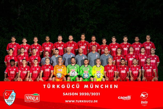 Türkgücü München Porträttermin 2020 2021 Im Bild hintere Reihe v.li.: Aaron BERZEL, Kerem KAVUK, Marco Raimondo METZGER, Erol ALKAN, Alexander SORGE, Michael ZANT, Petar SLISKOVIC, Azur VELAGIC, Daniele GABRIELE, Philipp ERHARDT, Stefan STANGL, Furkan ZORBA, Emre KURT mittlere Reihe v. li.: Yi-Young PARK, Marco HOLZ, Atakan AKKAYNAK, Physiotherapeut Marco KRESS, Co-Trainer Alper KAYABUNAR, Trainer Alexander SCHMIDT, Co-Trainer Andreas PUMMER, Torwart-Trainer Michael HOFMANN, Betreuer Kaan DUMAN, Kilian FISCHER, Alexander LAUKART, Tom BOERE, Nico GORZEL vordere Reihe v.li.: Amani MBARAKA, Omar SIJARIC, Fabijan PODUNAVAC, Thomas HAAS, Maximilian ENGL, Franco FLÜCKIGER (Flueckinger Fluckinger), Rene VOLLATH, Jordaine JÄGER (Jaeger Jager), Benedikt KIRSCH, Ünal TOSUN (Uenal Unal), Furkan KIRCICEK, Sercan SARARER, 3.Liga, Porträttermin 2020 2021. München Bezirkssportanlage Sportanlage Perlach-Nord Bayern Deutschland Copyright: Passion2Press MarkusxFischerx