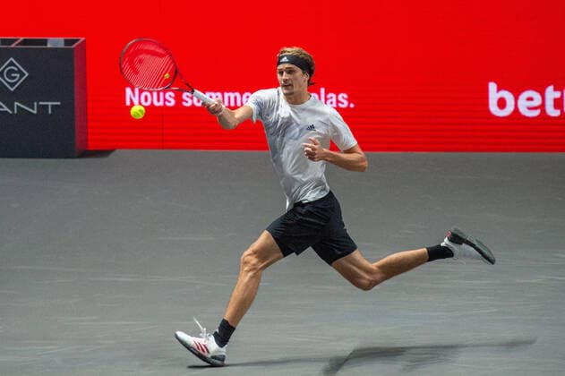 Im Alexander ZVEREV (GER), Alexander ZVEREV (GER) vs. Lloyd HARRIS (RSA), TENNIS, bett1hulks Indoor, 16.10.2020, GER, TENNIS, ATP, Tennis Herren TOUR, bett1hulks Indoor, Alexander ZVEREV (GER) vs. Lloyd HARRIS (RSA), 16.10.2020 KOELN Copyright: xEibnerxPressefotox xBenjaminxSOELZERx EP_BSO