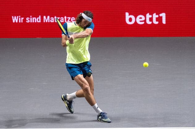 Im Lloyd HARRIS (RSA), Alexander ZVEREV (GER) vs. Lloyd HARRIS (RSA), TENNIS, bett1hulks Indoor, 16.10.2020, GER, TENNIS, ATP, Tennis Herren TOUR, bett1hulks Indoor, Alexander ZVEREV (GER) vs. Lloyd HARRIS (RSA), 16.10.2020 KOELN Copyright: xEibnerxPressefotox xBenjaminxSOELZERx EP_BSO