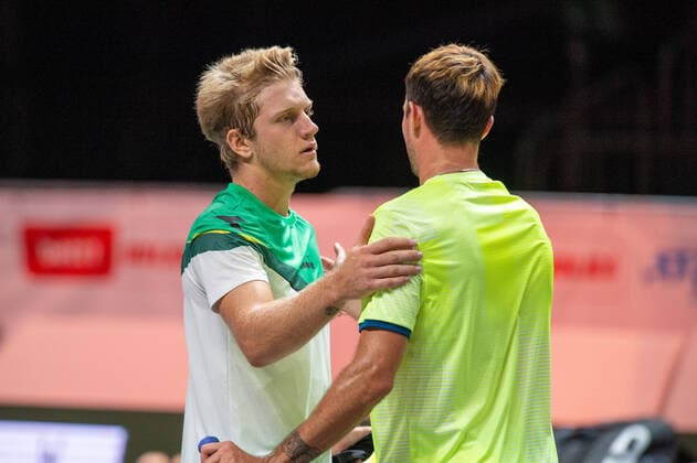 Im Alejandro DAVIDOVICH FOKINA (ESP) (L), Dennis NOVAK (AUT) (R). Dennis NOVAK (AUT) vs. Alejandro DAVIDOVICH FOKINA (ESP), TENNIS, bett1hulks Indoor, 16.10.2020, GER, TENNIS, ATP, Tennis Herren TOUR, bett1hulks Indoor, Dennis NOVAK (AUT) vs. Alejandro DAVIDOVICH FOKINA (ESP), 16.10.2020 KOELN Copyright: xEibnerxPressefotox xBenjaminxSOELZERx EP_BSO