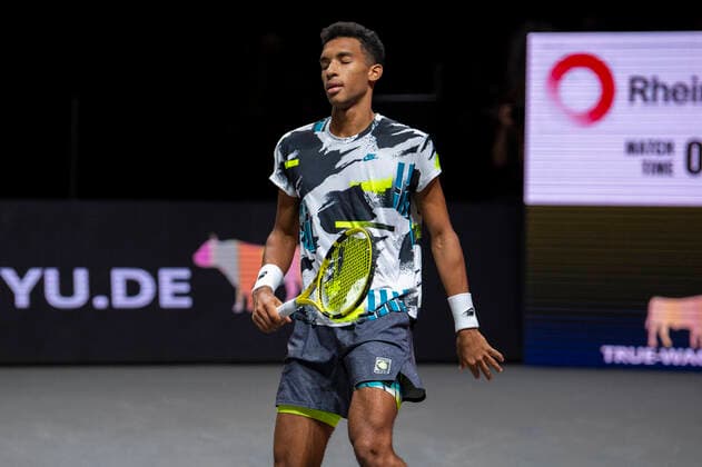 Im Felix AUGER-ALIASSIME (CAN), Alexander ZVEREV (GER) vs. Felix AUGER-ALIASSIME (CAN), TENNIS, bett1hulks Indoor, FINALE, 18.10.2020, GER, TENNIS, ATP, Tennis Herren TOUR, bett1hulks Indoor, FINALE, Alexander ZVEREV (GER) vs. Felix AUGER-ALIASSIME (CAN), 18.10.2020 KOELN Copyright: xEibnerxPressefotox xBenjaminxSOELZERx EP_BSO