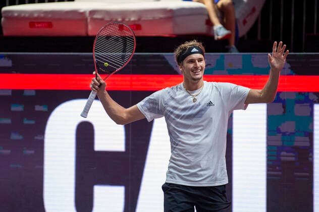 Im SIEGESJUBEL von Alexander ZVEREV (GER), Alexander ZVEREV (GER) vs. Felix AUGER-ALIASSIME (CAN), TENNIS, bett1hulks Indoor, FINALE, 18.10.2020, GER, TENNIS, ATP, Tennis Herren TOUR, bett1hulks Indoor, FINALE, Alexander ZVEREV (GER) vs. Felix AUGER-ALIASSIME (CAN), 18.10.2020 KOELN Copyright: xEibnerxPressefotox xBenjaminxSOELZERx EP_BSO