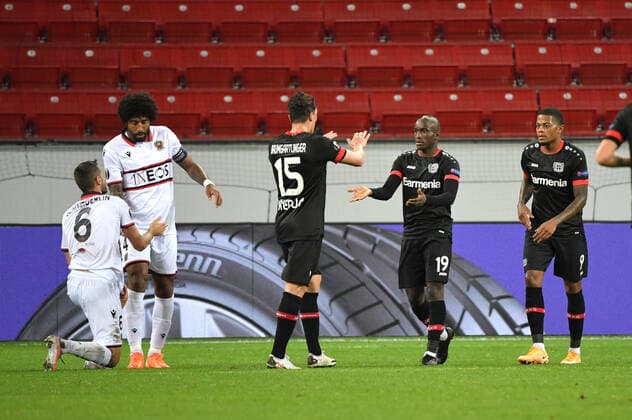 Jubel v.re., Leon Bailey (Bayer Leverkusen), Moussa Diaby (Bayer 04 Leverkusen), Julian Baumgartlinger (Bayer 04 Leverkusen), links Dante (OGC Nizza), Morgan Schneiderlin (OGC Nizza) 22.10.2020, Fussball, UEFA Europa League, Saison 2020 2021, 1. Spieltag, Bayer 04 Leverkusen - OGC Nizza Foto: TEAM2sportphoto Leverkusen BayArena Nordrhein Westfalen Deutschland
