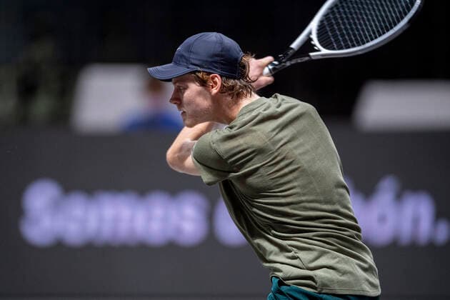 Im Jannik SINNER (ITA) , Gilles SIMON (FRA) vs. Jannik SINNER (ITA), TENNIS, bett1HULKS Championship, 23.10.2020, GER, TENNIS, ATP, Tennis Herren TOUR, bett1HULKS Championship,Gilles SIMON (FRA) vs. Jannik SINNER (ITA), 23.10.2020 KOELN Copyright: xEibnerxPressefotox xBenjaminxSOELZERx EP_BSO