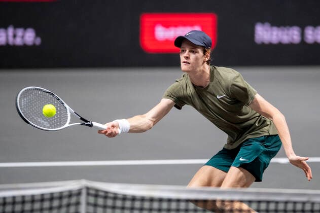 Im Jannik SINNER (ITA) , Gilles SIMON (FRA) vs. Jannik SINNER (ITA), TENNIS, bett1HULKS Championship, 23.10.2020, GER, TENNIS, ATP, Tennis Herren TOUR, bett1HULKS Championship,Gilles SIMON (FRA) vs. Jannik SINNER (ITA), 23.10.2020 KOELN Copyright: xEibnerxPressefotox xBenjaminxSOELZERx EP_BSO