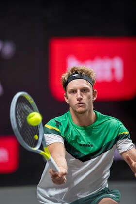Im Alejandro DAVIDOVICH FOKINA (ESP) , Alejandro DAVIDOVICH FOKINA (ESP) vs. Diego SCHWARTZMAN (ARG), TENNIS, bett1HULKS Championship, 23.10.2020, GER, TENNIS, ATP, Tennis Herren TOUR, bett1HULKS Championship, Alejandro DAVIDOVICH FOKINA (ESP) vs. Diego SCHWARTZMAN (ARG), 23.10.2020 KOELN Copyright: xEibnerxPressefotox xBenjaminxSOELZERx EP_BSO