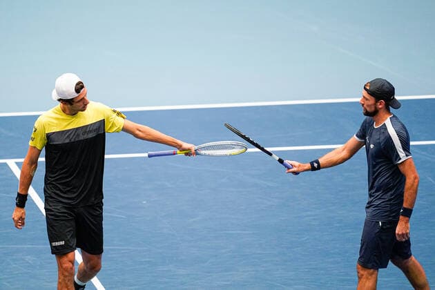 31.10.2020, Stadthalle, Wien, AUT, ATP, Tennis Herren Tour, Erste Bank Open, Doppel, Halbfinale, im Bild v. l. Marcelo Melo (BRA), Lukasz Kubot (POL) during the double semifinal match of Erste Bank Open Tennis Tournament at the Stadthalle in Wien, Austria on 2020 10 31.