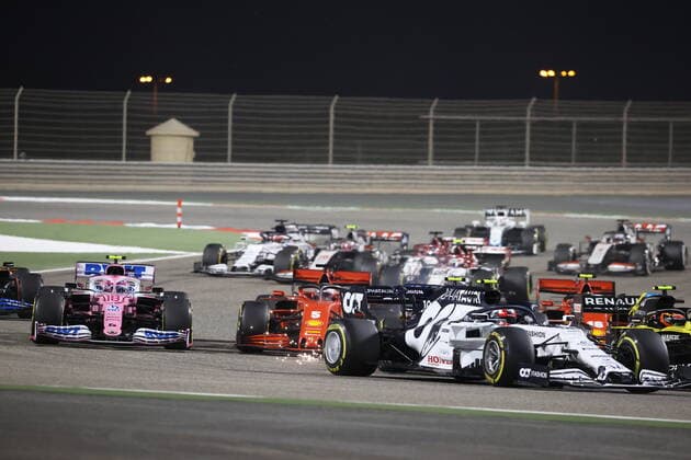 Motorsports: FIA Formula One World Championship, WM, Weltmeisterschaft 2020, Grand Prix of Bahrain, Start, 10 Pierre Gasly (FRA, Scuderia AlphaTauri Honda), 31 Esteban Ocon (FRA, Renault DP World F1 Team), 18 Lance Stroll (CAN, BWT Racing Point F1 Team), 5 Sebastian Vettel (GER, Scuderia Ferrari Mission Winnow), Sakhir Bahrain