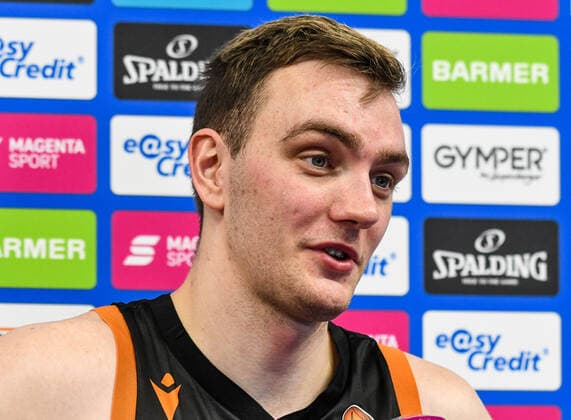 GER, BBL, ratiopharm ulm vs RASTA Vechta 06.12.2020, ratiopharm arena, Neu-Ulm, GER, BBL, ratiopharm ulm vs RASTA Vechta, im Bild Philipp Herkenhoff (Vechta, 14), Interview nach Spielende