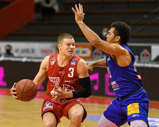 Liam OÂ Reilly, Quinton Hooker 1. Spieltag, Basketball Bundesliga, Basketball Saison 2020 2021, Deutschland, easyCredit BBL, Germany, Giessen 46ers, giessen rot, Herren, Jobstairs GIESSEN 46ers - MBC Syntainics MBC, Männer, MBC blau-weiß