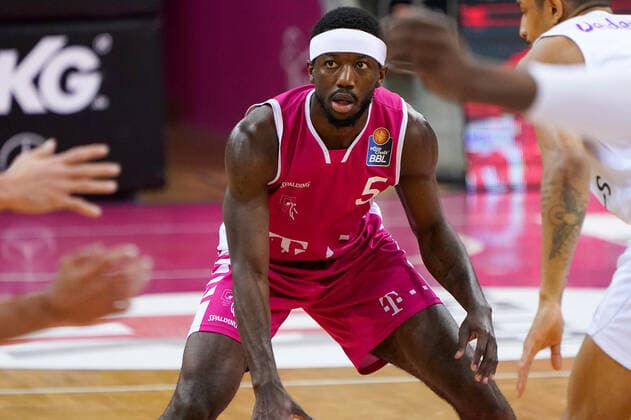 GER, easyCredit BBL, Herren, Telekom Baskets Bonn vs. BG Goettingen 27.12.2020, Telekom Dome, Bonn, GER, easyCredit BBL, Herren, Telekom Baskets Bonn vs. BG Goettingen, im Bild picture shows: Josh Hagins (Telekom Bonn 13),