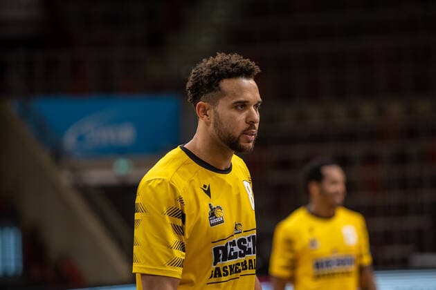 Elias Harris (MHP Riesen Ludwigsburg, 8) ¨¨¨MHP Riesen Ludwigsburg vs. Hamburg Towers, Basketball, Bundesliga, easy credit BBL, Spieltag 11, Spielzeit 2020 2021, 29.12.2020, ¨¨ MHP Riesen Ludwigsburg vs. Hamburg Towers, Basketball, Bundesliga, easy credit BBL, Spieltag 11, Spielzeit 2020 2021, 29.12.2020 Ludwigsburg Copyright: xNinaxSander xEibnerxPressefotoxIx EP_NSR