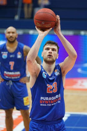 Basketball, Männer, BBL, 11. Spieltag, 02.01.2021, SYNTAINICS MBC - Fraport Skyliners, Michal Michalak (MBC, 23). GER, BBL, Basketball, Maenner, SYNTAINICS MBC - Fraport Skyliners, 02.01.2021, Weissenfels