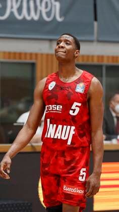 s.Oliver Wuerzburg vs. HAKRO Merlins Crailsheim, Basketball, BBL Deutschland, Wuerzburg, s.Oliver Arena, 03.01.2021, emspor, emonline, despor, deonline, s.Oliver Wuerzburg vs. HAKRO Merlins Crailsheim, Basketball, BBL Bild: v. li. Enttaeuschung bei Justin Sears (s.Oliver Wuerzburg) Photo: HMB Media Heiko Becker Pool Wuerzburg s.Oliver Arena Bayern Deutschland