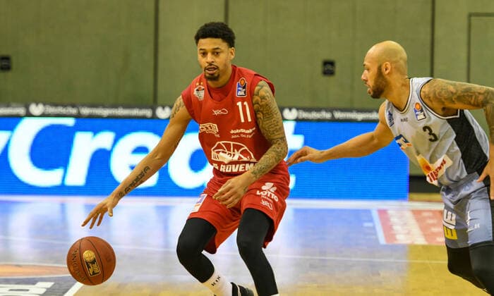 Diante Garrett, Maurice Stuckey Basketball Bundesliga, Basketball Saison 2020 2021, 16. Spieltag, Deutschland, easyCredit BBL, Germany, Giessen 46ers, giessen rot, Herren, Jobstairs GIESSEN 46ers - Hakro Merlins Crailsheim, Männer, Crailsheim hellblau