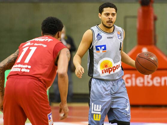 Diante Garrett, Nimrod Hilliard Basketball Bundesliga, Basketball Saison 2020 2021, 16. Spieltag, Deutschland, easyCredit BBL, Germany, Giessen 46ers, giessen rot, Herren, Jobstairs GIESSEN 46ers - Hakro Merlins Crailsheim, Männer, Crailsheim hellblau
