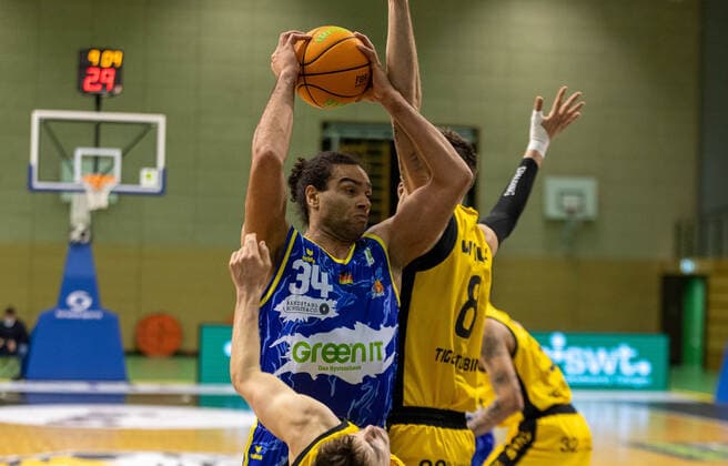 Basketball, 2. BL, Pro A, Tigers Tübingen - Phoenix Hagen Javon Baumann (Phoenix Hagen, 34) ¨¨¨Kirchheim Knights vs. Tigers Tübingen, 2. Basketball, Bundesliga, Pro A, Barmer 2 Basketball, Spieltag 24, Spielzeit 2020 2021, 05.03.2021, ¨¨ Kirchheim Knights - Tigers Tübingen, Basketball, 2. Bundesliga, Barmer 2 Basketball, Spieltag 24, Spielzeit 2020 2021, 27.02.2021 Kirchheim Copyright: xDennisxDuddek xEibnerxPressefotox EP_DDU
