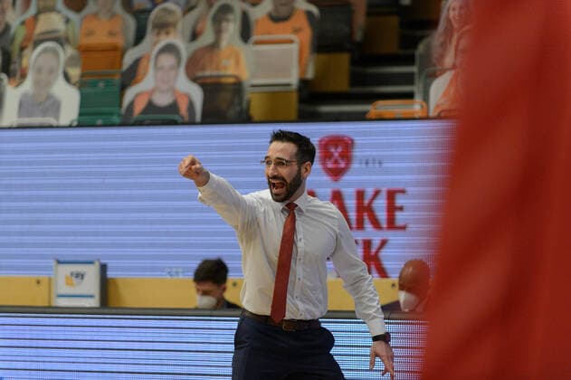Thomas PÄCH PAECH (Trainer Head Coach Rasta Vechta) ; Rasta Vechta vs ratiopharm Ulm, Basketball, easyCredit BBL Bundesliga, 13.03.2021, 23. Spieltag, Saison 2020 2021 ; Copyright: xErikxHillmer EIBNERx EP_ehr Rasta Vechta vs ratiopharm Ulm, Basketball, easyCredit BBL Bundesliga, 13.03.2021, 23. Spieltag, Saison 2020 2021 Vechta Copyright: xErikxHillmer EIBNERx EP_ehr