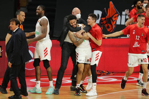 Nick Weiler-Babb (Muenchen) bejubelt den Sieg GER, FC Bayern Basketball vs. Anadolu Efes Istanbul, Basketball, EuroLeague, 30. Spieltag, Saison 2020 2021, 19.03.2021, GER, FC Bayern Basketball vs. Anadolu Efes Istanbul, Basketball, EuroLeague, 30. Spieltag, Saison 2020 2021, 19.03.2021, Muenchen Copyright: xEIBNER MarcelxEngelbrechtx EP_EER