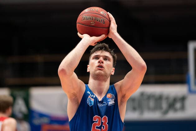 Syntainics MBC - Brose Bamberg, Basketball, Bundesliga, Maenner, 2020 2021, 24. Spieltag, 20.03.2021, Michal Michalak (MBC, 23), Freiwurf. Syntainics MBC - Brose Bamberg, Basketball, Bundesliga, Maenner, 24. Spieltag, 20.03.2021, Weissenfels