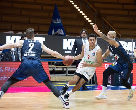 Fabian Bleck (Hakro Merlins, 9) Wade Baldwin (Fc Bayern München, 2) Maurice Stuckey (Hakro Merlins, 3)¨¨¨HAKRO Merlins Crailsheim vs. FC Bayern München, Basketball, Bundesliga, easy credit BBL, Spieltag 24, Spielzeit 2020 2021, 21.03.2021, ¨¨ HAKRO Merlins Crailsheim vs. FC Bayern München, Basketball, Bundesliga, easy credit BBL, Spieltag 24, Spielzeit 2020 2021, 21.03.2021 Ilshofen Copyright: xNinaxSander xEibnerxPressefotoxIx EP_NSR