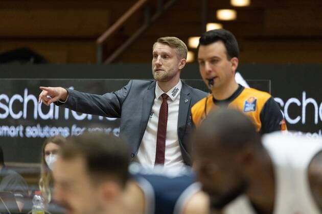Tuomas Iisalo (Hakro Merlins, Head Coach)¨¨¨HAKRO Merlins Crailsheim vs. FC Bayern München, Basketball, Bundesliga, easy credit BBL, Spieltag 24, Spielzeit 2020 2021, 21.03.2021, ¨¨ HAKRO Merlins Crailsheim vs. FC Bayern München, Basketball, Bundesliga, easy credit BBL, Spieltag 24, Spielzeit 2020 2021, 21.03.2021 Ilshofen Copyright: xNinaxSander xEibnerxPressefotoxIx EP_NSR