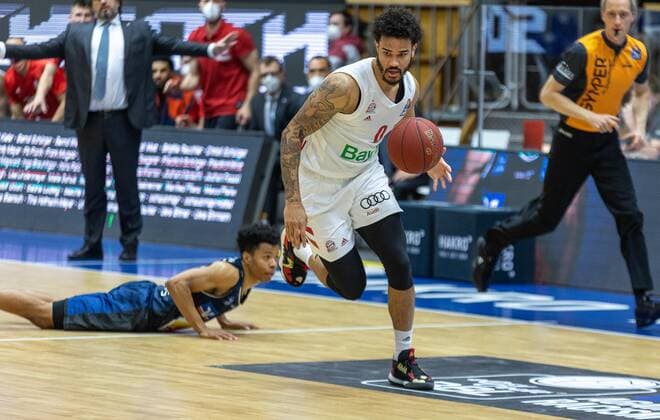 Nick Weiler-Babb (FC Bayern München, 0)¨¨HAKRO Merlins Crailsheim vs. FC Bayern München , 1. Basketball, Bundesliga, BBL, Easy Credit Basketball, Spieltag 24, Spielzeit 2020 2021, 21.03.2021, ¨¨ HAKRO Merlins Crailsheim - FC Bayernh München, Basketball, 1. Bundesliga, Easy Credit 1 Basketball, Spieltag 24, Spielzeit 2020 2021, 21.03.2021 Crailsheim Copyright: xDennisxDuddek xEibnerxPressefotox EP_DDU