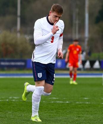 Mandatory Credit: Photo by Kieran McManus BPI Shutterstock (11836061db) Liam Delap of England Under 18s celebrates scoring a goal to make the score 0-1 Wales U18 v England U18, International Friendly, Länderspiel, Nationalmannschaft Football, The Leckwith Stadium, Cardiff, UK - 29 Mar 2021 EDITORIAL USE ONLY No use with unauthorised audio, video, data, fixture lists, club league logos or live services. Online in-match use limited to 120 images, no video emulation. No use in betting, games or single club league player publications. Wales U18 v England U18, International Friendly, Football, The Leckwith Stadium, Cardiff, UK - 29 Mar 2021 EDITORIAL USE ONLY No use with unauthorised audio, video, data, fixture lists, club league logos or live services. Online in-match use limited to 120 images, no video emulation. No use in betting, games or single club league player publications. Copyright: xKieranxMcManus BPI Shutterstockx 11836061db