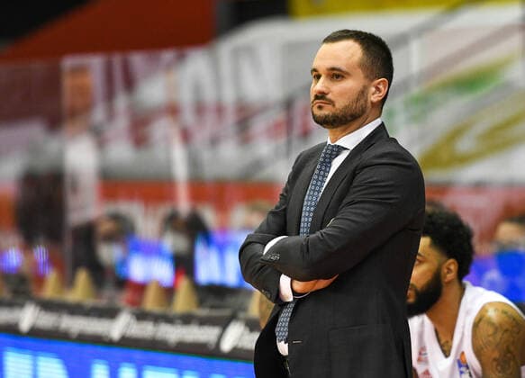 Adriano Vertemati, Coach Bayern München 26. Spieltag, Basketball Bundesliga, Basketball Saison 2020 2021, Deutschland, easyCredit BBL, Germany, Giessen 46ers, giessen rot, Herren, Jobstairs GIESSEN 46ers - FC Bayern München, Männer, München in weiß