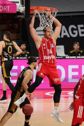Paul Zipser (Muenchen) GER, FC Bayern Basketball vs. Loewen Braunschweig, Basketball, easyCredit BBL, Saison 2020 2021, 11.04.2021, GER, FC Bayern Basketball vs. Loewen Braunschweig, Basketball, easyCredit BBL, Saison 2020 2021, 11.04.2021, Muenchen Copyright: xEIBNER MarcelxEngelbrechtx EP_EER