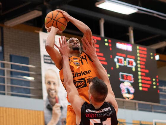 Kevin Bryant (Wiha Panthers Schwenningen 44) wiha Panthers Schwenningen vs. VFL Kirchheim Knights, Basketball, BARMER 2. BASKETBALL BUNDESLIGA, Playoff Gruppe 2, 1. Spieltag, 2020 2021, 17.04.2021, wiha Panthers Schwenningen vs. VFL Kirchheim Knights, Basketball, BARMER 2. BASKETBALL BUNDESLIGA, Playoff Gruppe, 1. Spieltag, 2020 2021, 17.04.2021, Villingen-Schwenningen Copyright: xMiclasxHaasis Eibner-Pressefotox EP_mhs