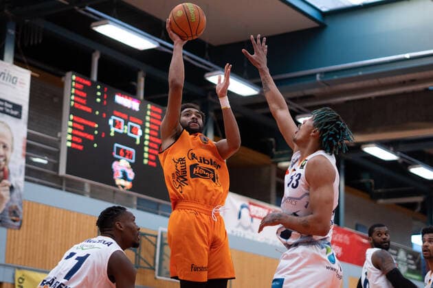 Courtney Stockard (Wiha Panthers Schwenningen 0) wiha Panthers Schwenningen vs. Eisbaeren Bremerhaven, Basketball, BARMER 2. BASKETBALL BUNDESLIGA, Playoff Gruppe 2, 3. Spieltag, 2020 2021, 23.04.2021, wiha Panthers Schwenningen vs. Eisbaeren Bremerhaven, Basketball, BARMER 2. BASKETBALL BUNDESLIGA, Playoff Gruppe, 3. Spieltag, 2020 2021, 23.04.2021, Villingen-Schwenningen Copyright: xMiclasxHaasis Eibner-Pressefotox EP_mhs