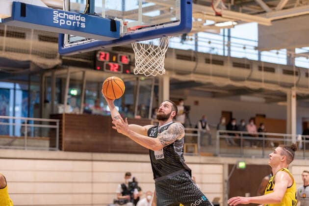 Philipp Heyden (MLP Academics Heidelberg, 22) ¨¨¨Kirchheim Knights - MLP Academics Heidelberg, 2. Basketball, Bundesliga, Pro A, Barmer 2 Basketball, Playoffs 3. Spieltag Gruppenphase , Spielzeit 2020 2021, 23.04.2021, ¨¨ Kirchheim Knights - MLP Academics Heidelberg , Basketball, 2. Bundesliga, Barmer 2 Basketball, Playoffs, 3. Spieltag Gruppenphase , Spielzeit 2020 2021, 23.04.2021 Kirchheim unter Teck Copyright: xNinaxSander xEibnerxPressefotoxIx EP_NSR
