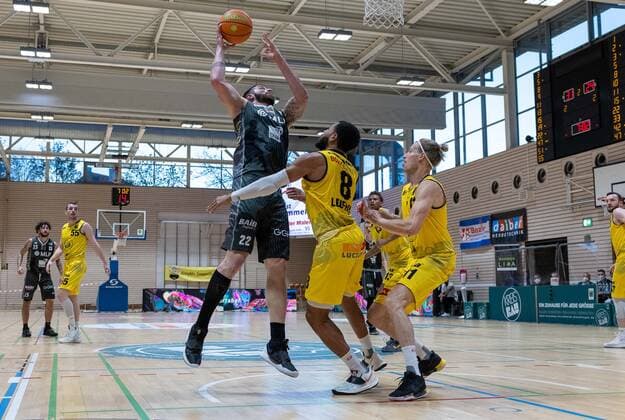 Philipp Heyden (MLP Academics Heidelberg, 22)¨¨¨Kirchheim Knights vs. MLP Academics Heidelberg, 2. Basketball, Bundesliga, Pro A, Barmer 2 Basketball, Playoffs 3. Spieltag Gruppenphase, Spielzeit 2020 2021, 23.04.2021, ¨¨ Kirchheim Knights - MLP Academics Heidelberg, Basketball, 2. Bundesliga, Barmer 2 Basketball, Playoffs 3. Spieltag Gruppenphase, Spielzeit 2020 2021, 23.04.2021 Kirchheim unter Teck Copyright: xDennisxDuddek xEibnerxPressefotox EP_DDU