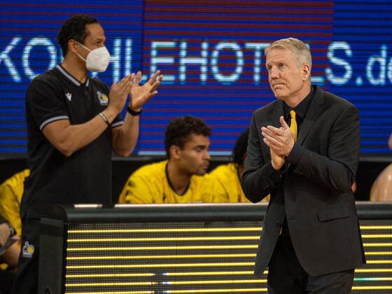 John Patrick (MHP Riesen Ludwigsburg, Head Coach), MHP Riesen Ludwigsburg vs. FRAPORT SKYLINERS, Basketball, Bundesliga, easycredit BBL, 27.04.2021, MHP Riesen Ludwigsburg vs. FRAPORT SKYLINERS, Basketball, Bundesliga, easycredit BBL, 27.04.2021 Ludwigsburg Copyright: xEibner-Pressefoto SaschaxWaltherx EP_swa