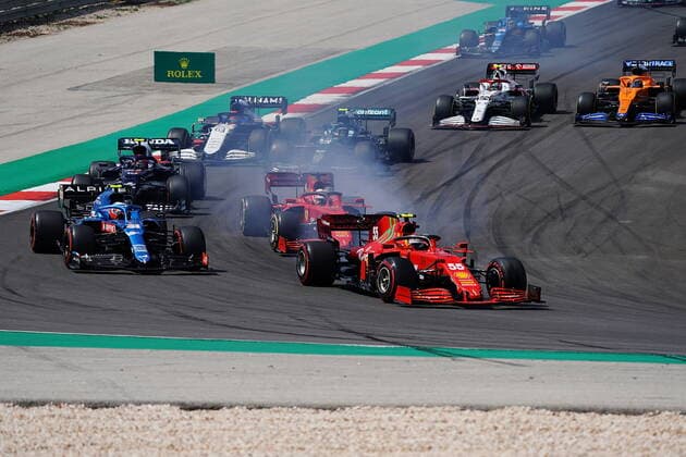 FORMULA 1 HEINEKEN PORTUGUESE GRAND PRIX 2021 02.05.2021, Autodromo Internacional do Algarve, Portimao, FORMULA 1 HEINEKEN PORTUGUESE GRAND PRIX 2021,im Bild Carlos Sainz Jr. (ESP 55), Scuderia Ferrari Mission Winnow, Esteban Ocon (FRA 31), Alpine F1 Team, Charles Leclerc (MCO 16), Scuderia Ferrari Mission Winnow, Pierre Gasly (FRA 10), Scuderia AlphaTauri Honda, Sebastian Vettel (DEU 5), Aston Martin Cognizant Formula One Team, George Russel (GBR 63), Williams Racing