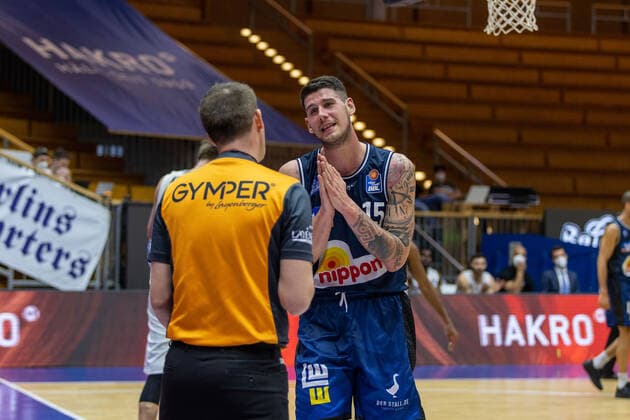 Sport Themen der Woche KW17 Sport Bilder des Tages Bogdan Radosvljevic (Hakro Merlins Crailsheim, 15) HAKRO Merlins Crailsheim vs. Hamburg Towers, Basketball, Bundesliga, easy credit BBL, Spieltag 32, Spielzeit 2020 2021, 02.05.2021, ¨¨ HAKRO Merlins Crailsheim vs. Hamburg Towers, Basketball, Bundesliga, easy credit BBL, Spieltag 32, Spielzeit 2020 2021, 02.05.2021 Ilshofen Copyright: xNinaxSander xEibnerxPressefotoxIx EP_NSR