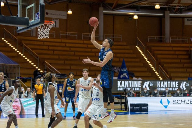 Jamuni McNeace (Hakro Merlins Crailsheim, 17) HAKRO Merlins Crailsheim vs. Hamburg Towers, Basketball, Bundesliga, easy credit BBL, Spieltag 32, Spielzeit 2020 2021, 02.05.2021, ¨¨ HAKRO Merlins Crailsheim vs. Hamburg Towers, Basketball, Bundesliga, easy credit BBL, Spieltag 32, Spielzeit 2020 2021, 02.05.2021 Ilshofen Copyright: xNinaxSander xEibnerxPressefotoxIx EP_NSR